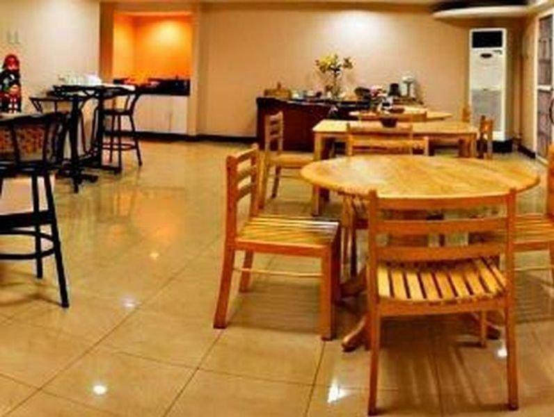 Casa Nicarosa Hotel And Residences Manila Ngoại thất bức ảnh