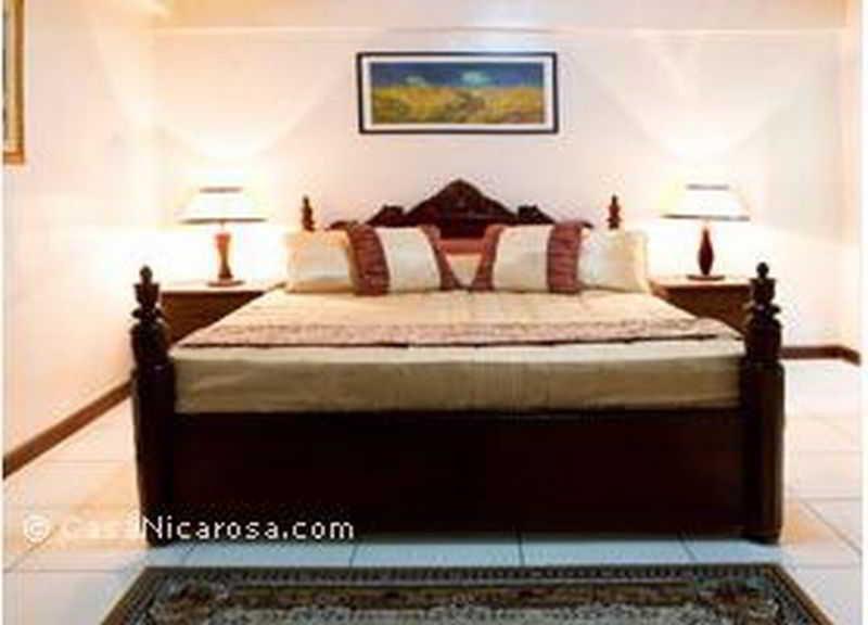 Casa Nicarosa Hotel And Residences Manila Ngoại thất bức ảnh